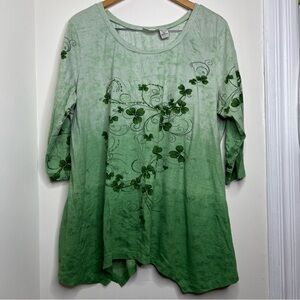 Collections Etc ombré Tunic Top 3 Leaf Clovers Women’s Size XXL Shark Bite Hem